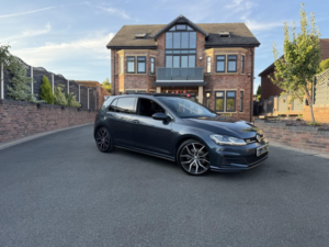 2018 Volkswagen Golf 2.0 Tdi Gtd in Blue — image 4