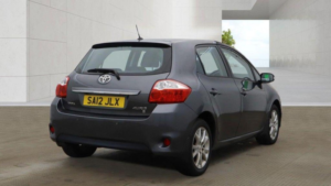 2012 Toyota Auris 1.6 V-Matic Colour Collection Euro 5 5dr in Grey — image 4