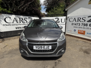 2019 Peugeot 208 1.2 Puretech Tech Edition in Grey — image 3