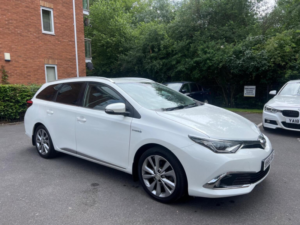 2016 Toyota Auris