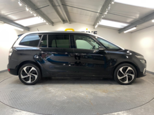 2017 Citroen Grand C4 Picasso 2.0 Bluehdi Flair MPV 5dr Diesel Eat6 Euro 6 (s/s) (150 Ps) in Black — image 6