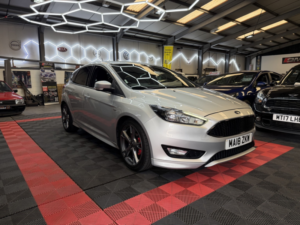 2018 Ford Focus 1.5 Tdci St-Line X in Silver — image 3