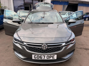 2018 Vauxhall Astra 1.4i Turbo Elite Nav Sports Tourer Auto Euro 6 (s/s) 5dr in Grey — image 2