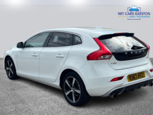 2017 Volvo V40 2.0 D2 R-Design Nav Plus Euro 6 (s/s) 5dr in White — image 6