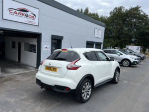2015 Nissan Juke 1.2 Dig-T Tekna in White — image 2