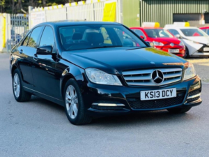 2013 Mercedes-Benz C Class 1.6 C180 Blueefficiency Executive Se G-Tronic+ Euro 5 (s/s) 4dr in Black — image 4