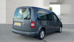 2013 Volkswagen Caddy Maxi 1.6 Tdi C20 Maxi Highline DSG Fwd 5dr in Grey — image 4