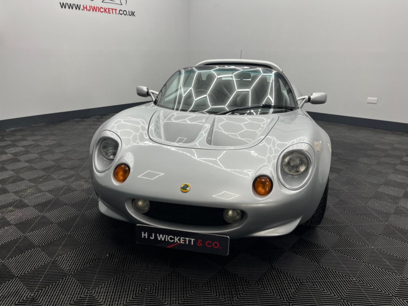 1999 Lotus Elise 1.8 2dr in Silver — image 1
