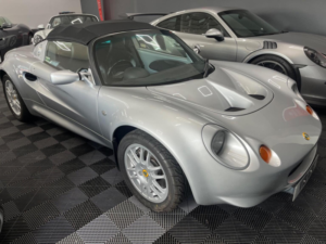1999 Lotus Elise 1.8 2dr in Silver — image 2