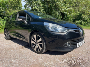 2016 Renault Clio 1.5 Dci Dynamique S Nav Euro 6 (s/s) 5dr in Black — image 2