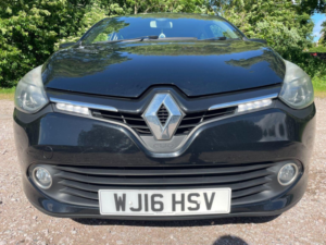 2016 Renault Clio 1.5 Dci Dynamique S Nav Euro 6 (s/s) 5dr in Black — image 5