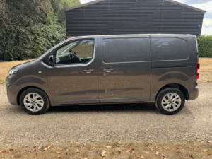 2023 Citroen Dispatch 1.5 Dispatch 1.5bhdi 100 M Driver Edition in Grey — image 2