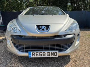 2008 Peugeot 308 1.6 Thp Se 5dr in Grey — image 3
