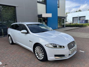 2015 Jaguar Xf 2.2 D Luxury in White — image 3