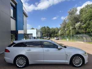 2015 Jaguar Xf 2.2 D Luxury in White — image 6