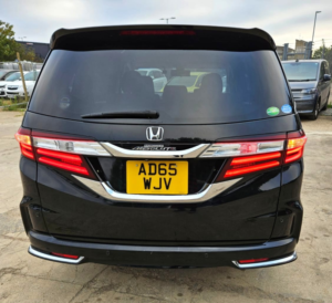 2015 Honda Odyssey Absolute Edition-2.4l Petrol-Automac-8 Seater Family Car-Ulez/caz Pass-Free 18months Warranty & 12months Aa Breakdown in Black — image 5