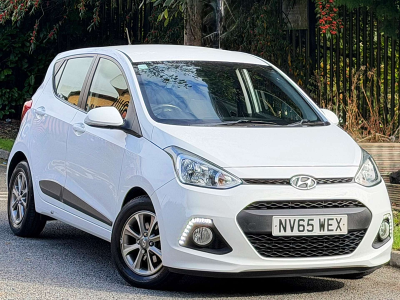 2016 Hyundai I10 1.0 Blue Drive Premium Hatchback 5dr Petrol Manual Euro 6 (s/s) (66 Ps) in White — image 1