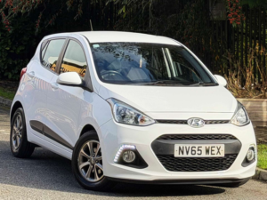 2016 Hyundai I10 1.0 Blue Drive Premium Hatchback 5dr Petrol Manual Euro 6 (s/s) (66 Ps) in White — image 2