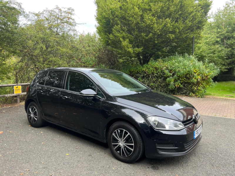 2013 Volkswagen Golf 1.4 Tsi Bluemotion Tech S DSG Euro 5 (s/s) 5dr in Black — image 1