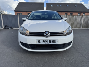 2009 Volkswagen Golf 1.6 Tdi S in White — image 3