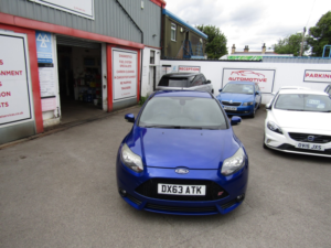 2013 Ford Focus 2.0 T Ecoboost St-2 in Blue — image 2