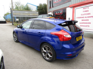 2013 Ford Focus 2.0 T Ecoboost St-2 in Blue — image 6