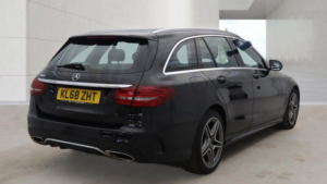 2019 Mercedes-Benz C Class 2.0 C300 Amg Line Estate 5dr Petrol G-Tronic+ Euro 6 (s/s) (258 Ps) in Black — image 4