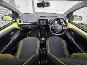 2017 Toyota Aygo 1.0 Vvt-I X-Cite 3 Yellow Bi-Tone in Yellow — image 2