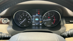 2016 Land Rover Range Rover Evoque Td4 Se Tech in White — image 3