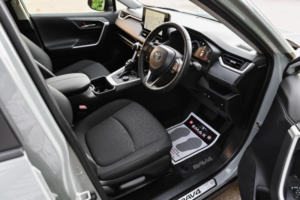 2024 Toyota Rav4 2.5 Vvt-H Design CVT 4WD Euro 6 (s/s) 5dr in Green — image 3