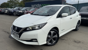 2019 Nissan Leaf 40kwh Tekna in White — image 3