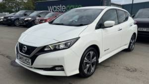 2019 Nissan Leaf 40kwh Tekna in White — image 4