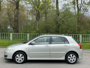 2005 Toyota Corolla 1.6 Vvt-I Colour Collection 5dr in Silver — image 4
