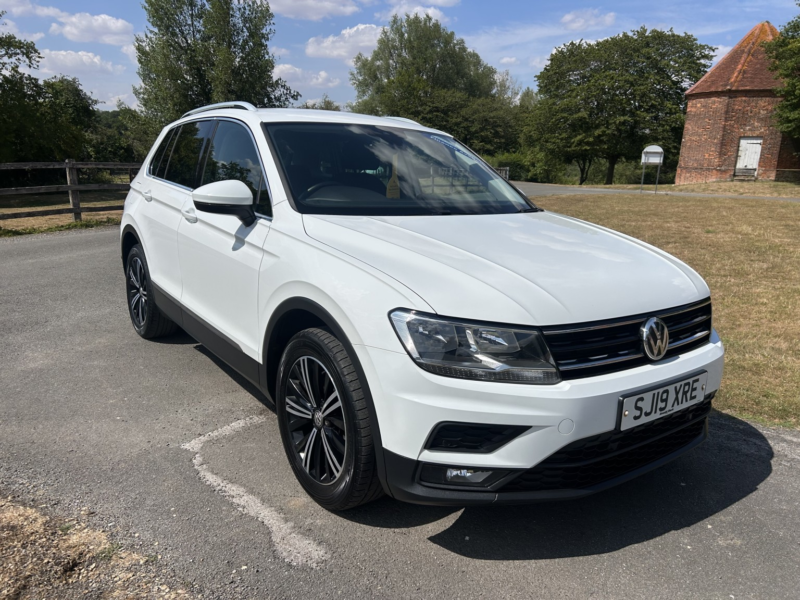 2019 Volkswagen Tiguan 1.5 Tsi Evo Se Navigation in White — image 1
