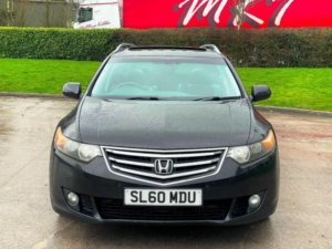 2010 Honda Accord 2.2 I-Dtec Ex Tourer Auto Euro 5 5dr in Black — image 4