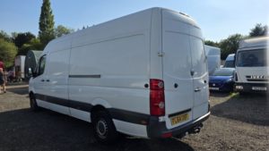 2014 Volkswagen Crafter 2.0 Tdi Bluemotion Tech Cr35 in White — image 5