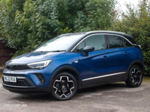 2022 Vauxhall Crossland 1.2 Turbo Ultimate Euro 6 (s/s) 5dr in Blue — image 3