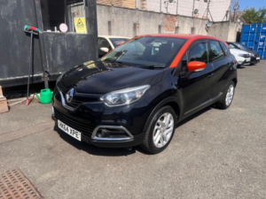 2015 Renault Captur 1.5 Dci Energy Dynamique Medianav Euro 5 (s/s) 5dr in Black — image 3