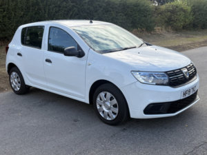 2019 Dacia Sandero 1.0 Essential Sce 75 My18 in White — image 4