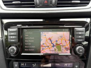 2019 Nissan Qashqai 1.5 Dci N-Connecta Euro 6 (s/s) 5dr in Black — image 4
