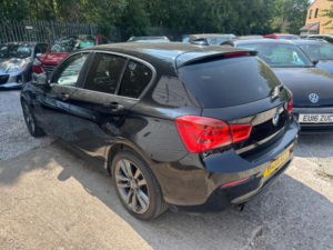 2015 BMW 1 Series 2.0 118d Sport Euro 6 (s/s) 5dr in Black — image 4