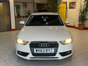 2013 Audi A4 Avant 2.0 Tdi Se Technik in White — image 4