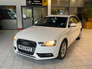 2013 Audi A4 Avant 2.0 Tdi Se Technik in White — image 5