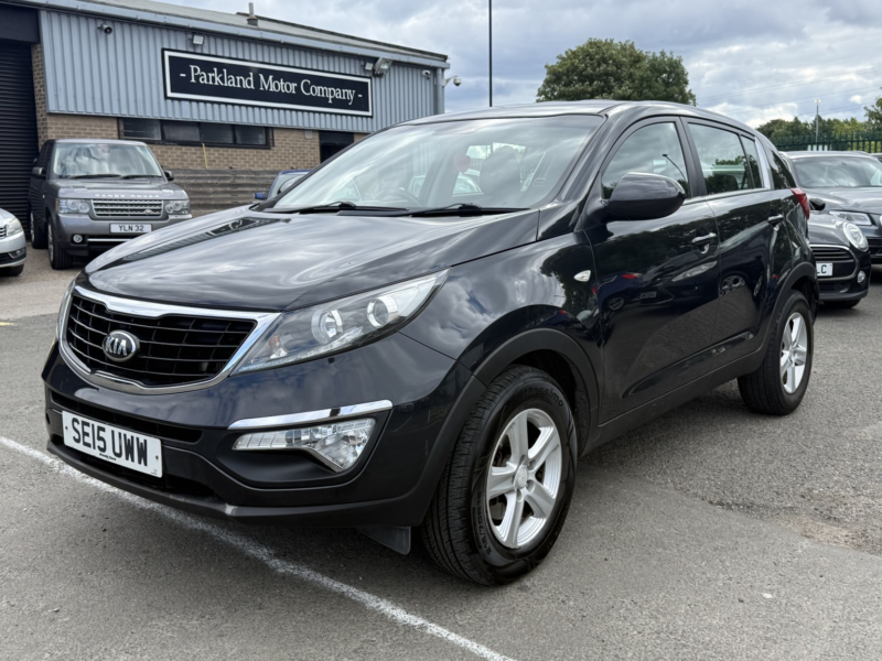 2015 Kia Sportage 1.7 Crdi Ecodynamics 1 in Black — image 1
