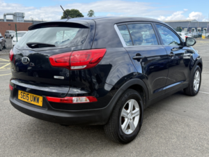 2015 Kia Sportage 1.7 Crdi Ecodynamics 1 in Black — image 3