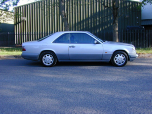 1996 Mercedes-Benz 220 Ref 8696 - Mercedes Benz W124 E220 Coupe Automatic – Air Con - Ex Spain (rhd - Uk Car) in Silver — image 2