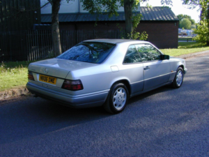 1996 Mercedes-Benz 220 Ref 8696 - Mercedes Benz W124 E220 Coupe Automatic – Air Con - Ex Spain (rhd - Uk Car) in Silver — image 3