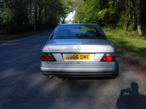 1996 Mercedes-Benz 220 Ref 8696 - Mercedes Benz W124 E220 Coupe Automatic – Air Con - Ex Spain (rhd - Uk Car) in Silver — image 5