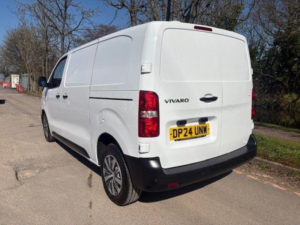2024 Vauxhall Vivaro 1.5 Turbo D Prime Swb Euro 6 (s/s) 6dr in White — image 5