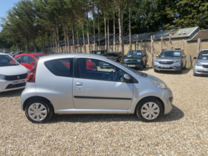 2013 Peugeot 107 1.0 12v Active in Silver — image 2
